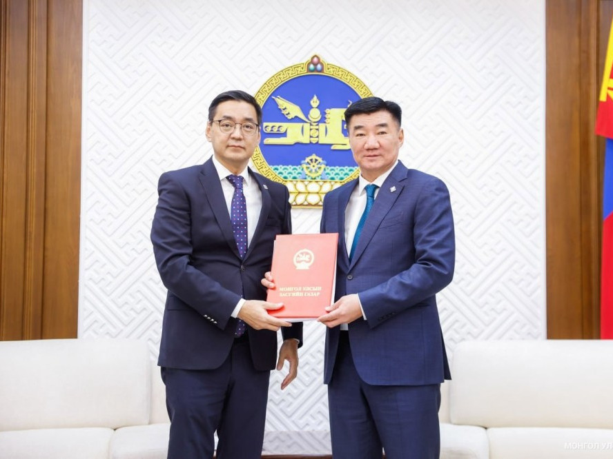 “Усан доорх соёлын өвийг хамгаалах тухай ЮНЕСКО-ийн конвенцыг” соёрхон батлах тухай хуулийн төслийг өргөн мэдүүллээ