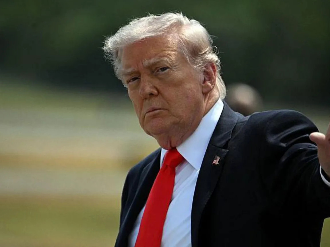 Д.Трамп: АНУ Ормузын хоолойд гацсан хөлөг онгоцуудыг гаргахад оролцоно