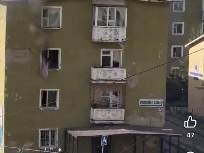ОБЕГ: Түймрийн голомтоос 22 болон 86 настай хоёр иргэнийг аварч, эмнэлгийн байгууллагад хүлээлгэн өгсөн