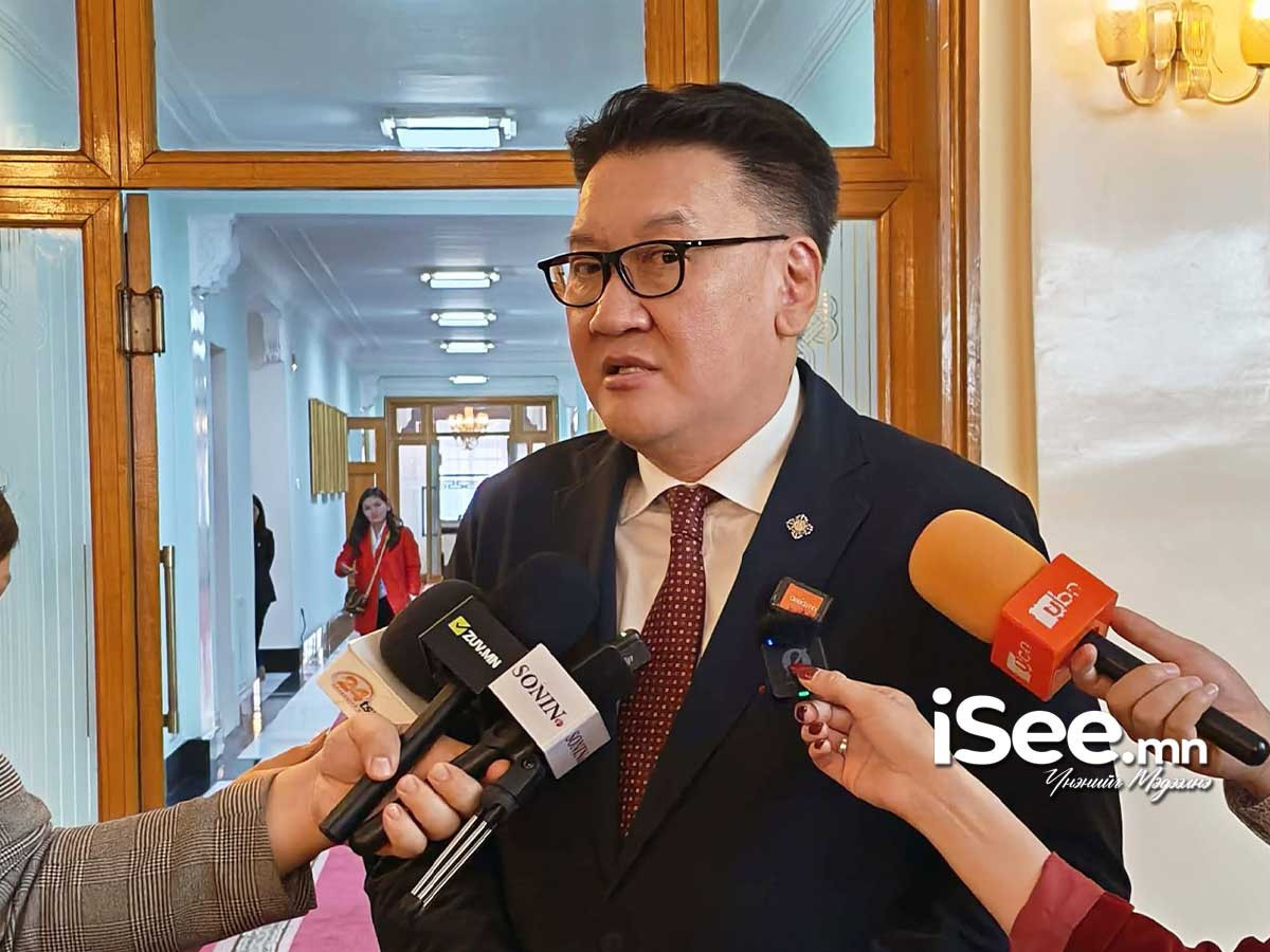 Б.Жавхлан: Татварын багц хуулийн төслийг яаралтай өргөн барьсан нь сайшаалтай ч хэлэлцүүлэг хийлгүй өргөн барьсан учир ухарсан зүйлс байна