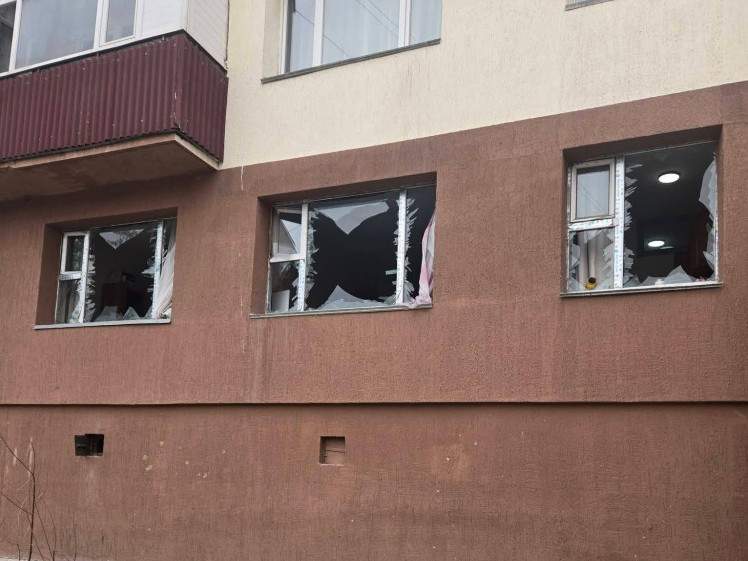 Ахуйн газ дэлбэрч орон сууцанд тэсрэлт гарчээ
