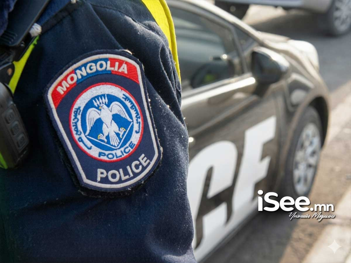 Төв аймагт хоёр автомашин мөргөлдсөний улмаас хавчуулагдсан иргэнийг аварчээ
