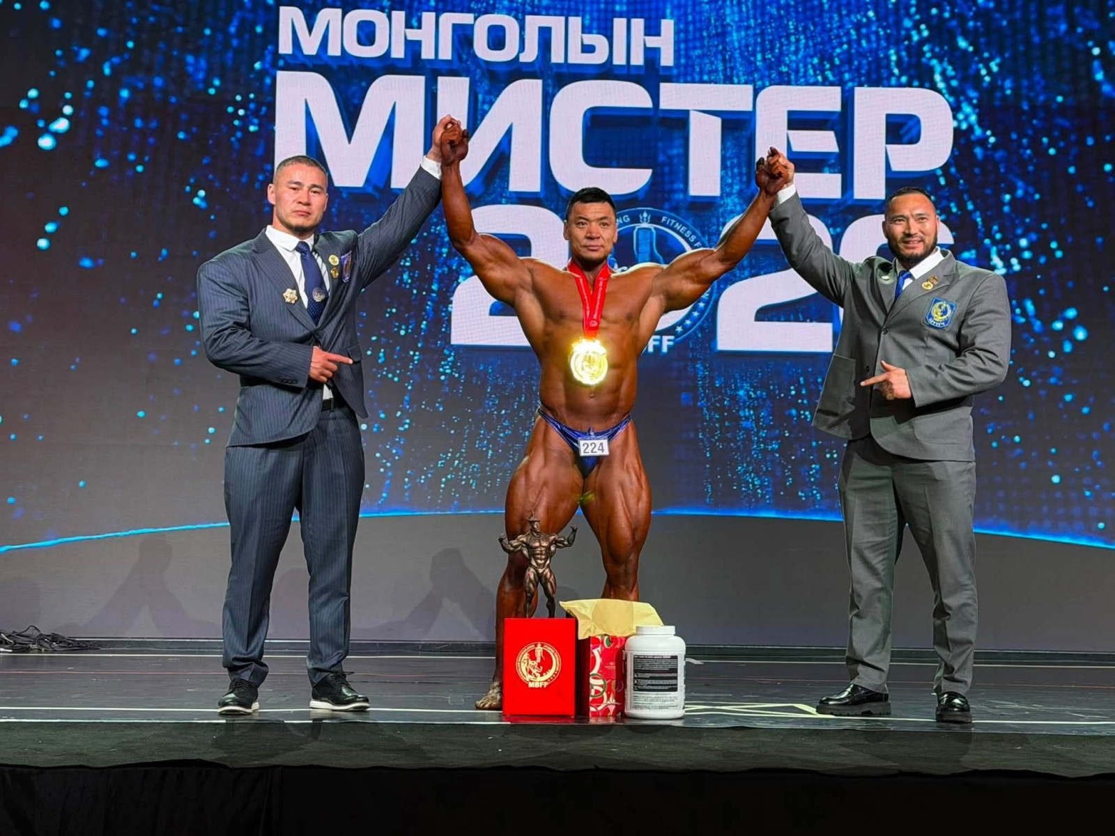 “Монголын Мистер 2026” тэмцээний дүн зарлах үеэр алдаа гаргасан тэмцээний ерөнхий шүүгч үүрэгт ажлаасаа чөлөөлөгдөх хүсэлт гаргажээ 