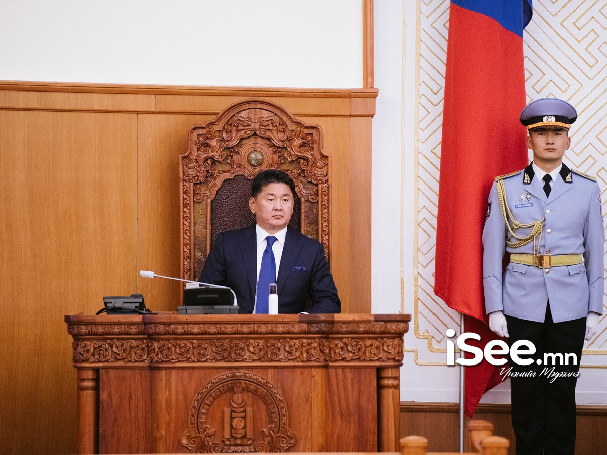 "Ерөнхийлөгчийн санаачилсан хуулийн төслийг энэ хавар баталж амжихгүй" гэв