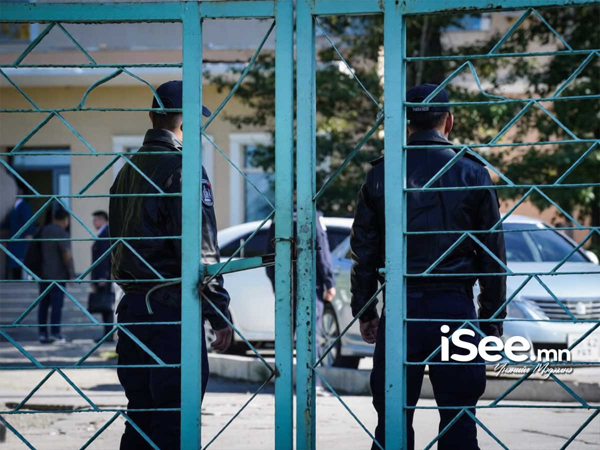 Олон нийтийн сүлжээнд “санхүү авна” гэх зар байршуулж, бусдын биеийг үнэлүүлдэг байсан этгээдүүдэд 4-5 жилийн хорих ял оноолоо
