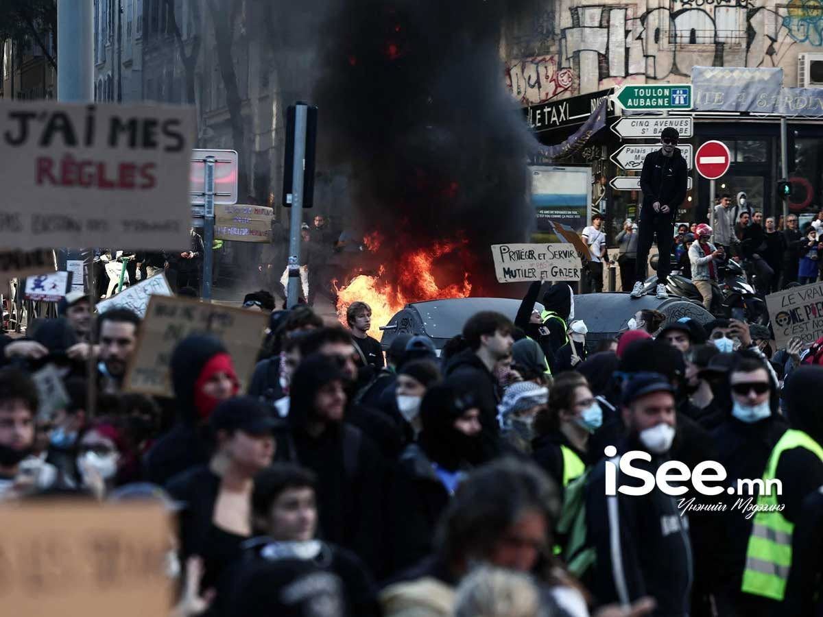 Франц улсад суугаа монгол иргэдийг жагсаал, цуглаан болж буй газраас зайлсхийхийг Парис дахь ЭСЯ-аас анхаарууллаа 