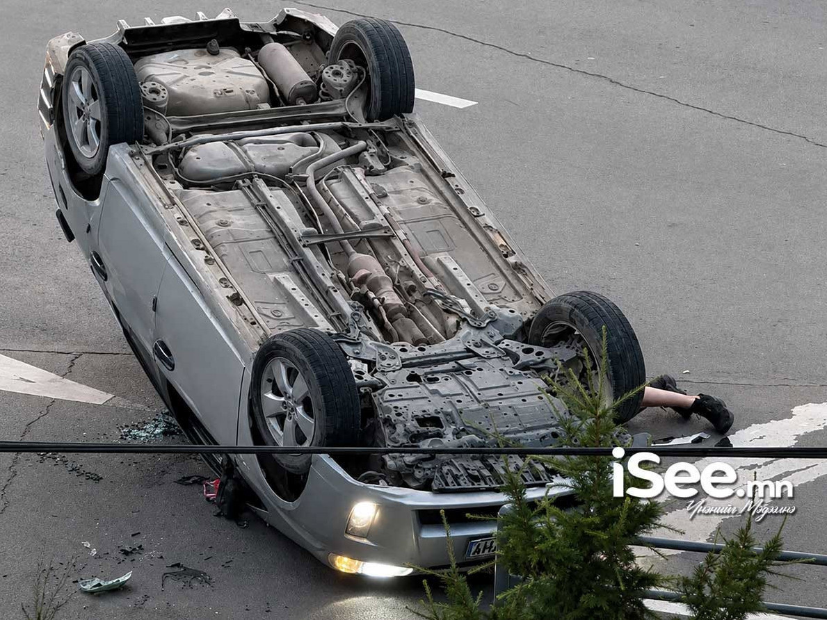 СЭРЭМЖЛҮҮЛЭГ: Насанд хүрээгүй хүүхэд тээврийн хэрэгсэл жолоодсоны улмаас зургаан хүний амь нас хохирчээ