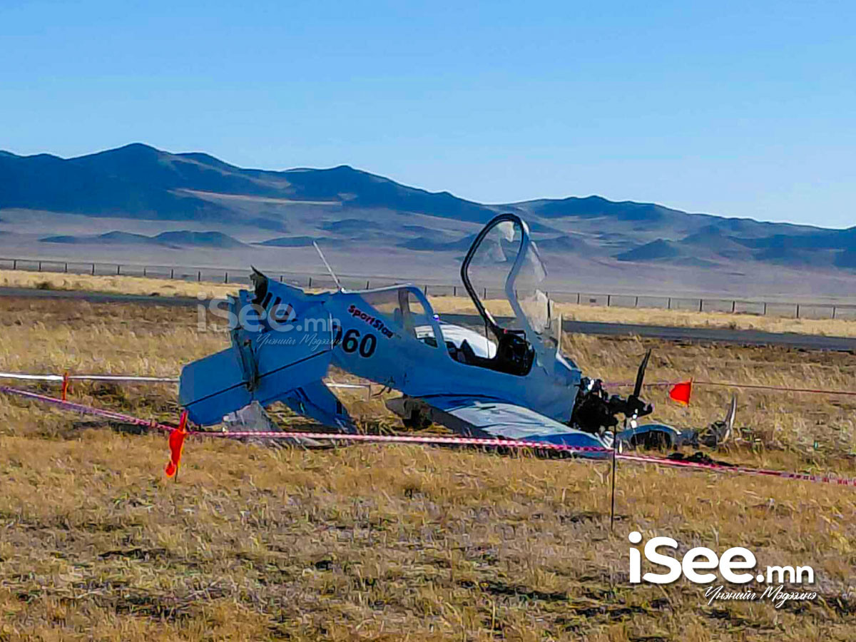 Баянхонгор суманд гарсан онгоцны ослын нөхцөл байдлын гэрэл зураг. 2025.10.03-ны өдөр