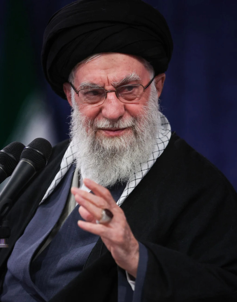 Ираны Дээд удирдагч Аятолла Али Хаменей