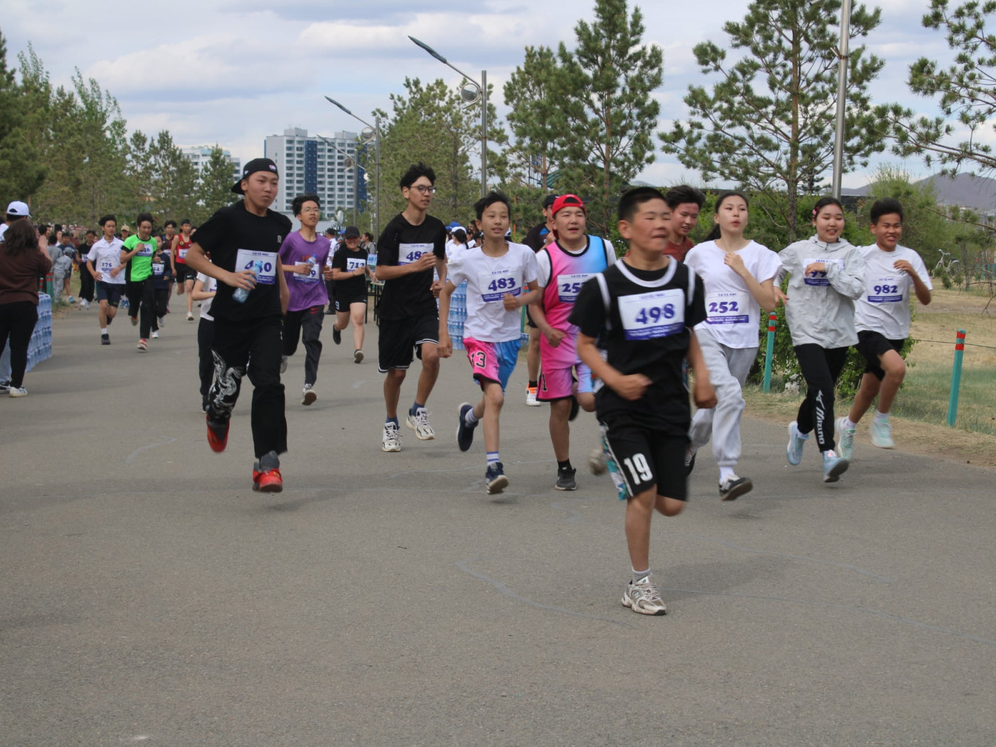 “Хүүхэд бүр ялагч-Хүүхэд бүр хамгаалагч” марафон амжилттай болж өндөрлөлөө