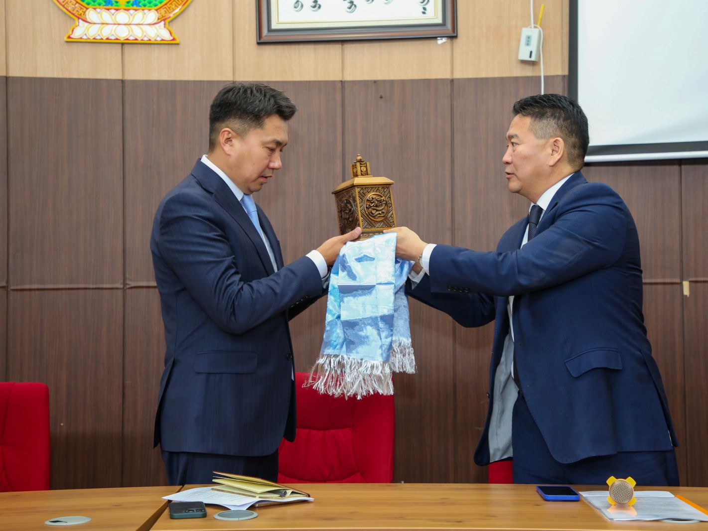 Хөдөлмөр, халамжийн үйлчилгээний ерөнхий газрын даргаар З.Бауыржаныг томиллоо