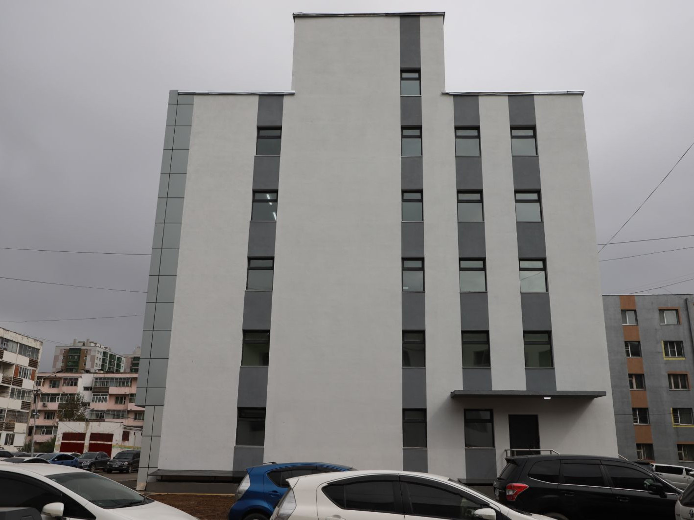 ФОТО:ЧД-ийн дөрөвдүгээр хороонд хороо, өрхийн эмнэлэг, цагдаагийн хэсгийн цогцолбор барилга ашиглалтад оржээ