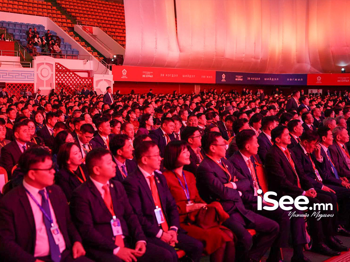 МАН-ын Бага хурлын гишүүнээр Ц.Анандбазар сонгогдож, гишүүдийнхээ эсэргүүцэлтэй тулгарчээ