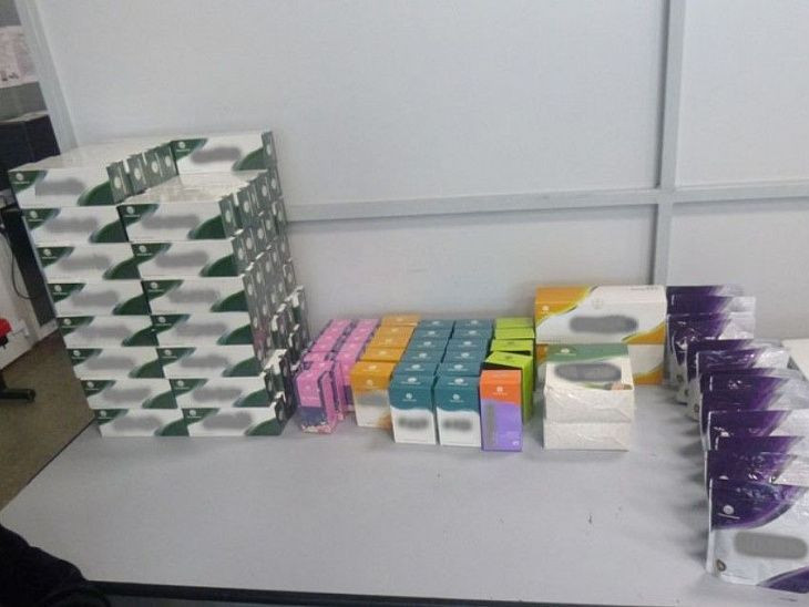 ОХУ-ын хилээр 114 хайрцаг хүнсний нэмэлт, гоо сайхны бараа хууль бусаар нэвтрүүлэх гэж байсныг илрүүлжээ