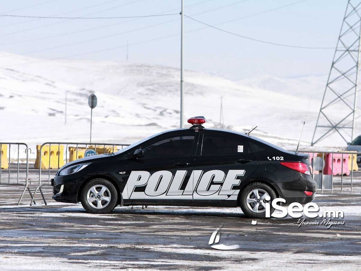 СЭРЭМЖЛҮҮЛЭГ: Сэлэнгийн замд гарсан зам тээврийн ослын улмаас нэг хүүхэд амиа алдаж, хоёр хүн бэртжээ