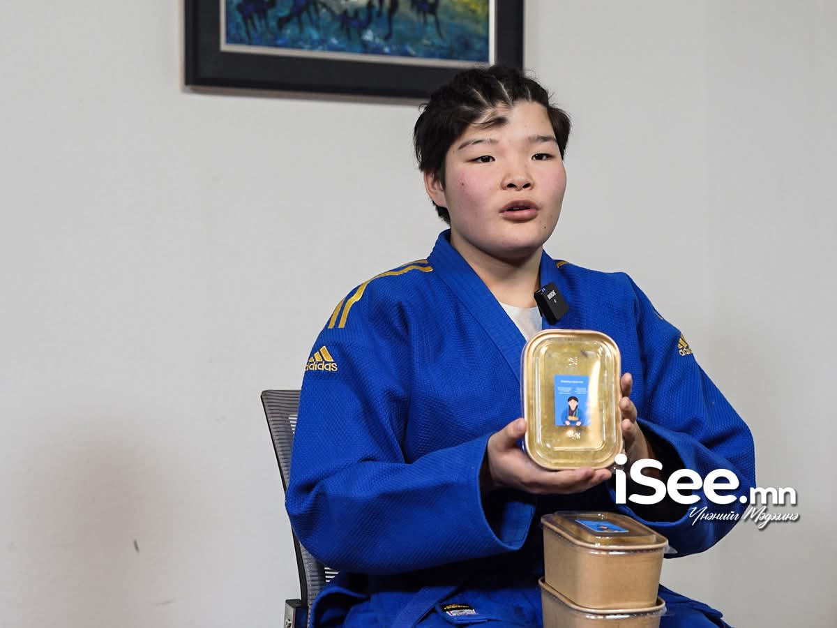 Б.Сансармаа: Жүдо бөхөөр гадагшаа тэмцээнд явах зардлаа хуримтлуулахын тулд “Олимпод хүрэх зам” нэртэй стүжингээ хийж, зарж эхэлсэн