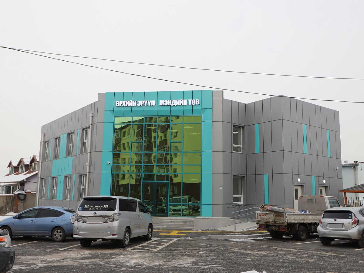 Шинэ өрхийн эрүүл мэндийн байртай боллоо