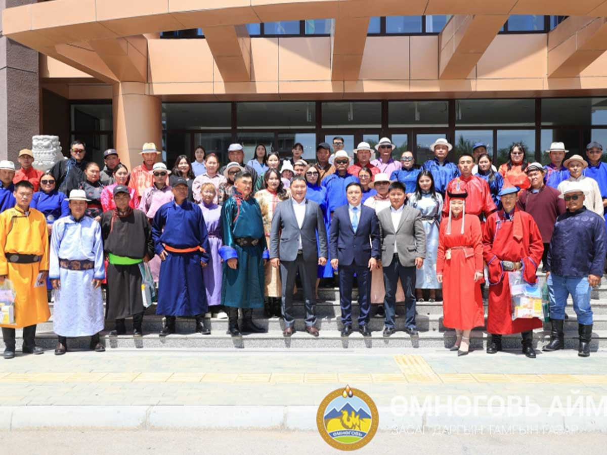 Удам залгасан залуу малчдын сургалт, зөвлөгөөн, өргөө гэр олгох үйл ажиллагаа боллоо