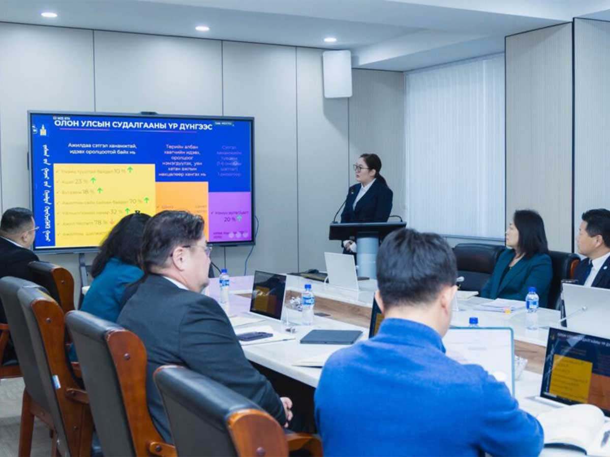 Төрийн албан хаагчдын сэтгэл ханамжийн талаарх тандалт судалгааны үр дүнг танилцууллаа 