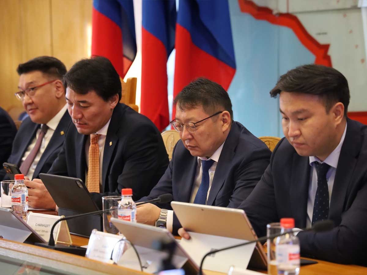 "Оюу толгой" төсөлд тулгамдаж буй асуудлуудаар хөрөнгө оруулагч талтай тохиролцоонд хүрч, протоколд гарын үсэг зурлаа