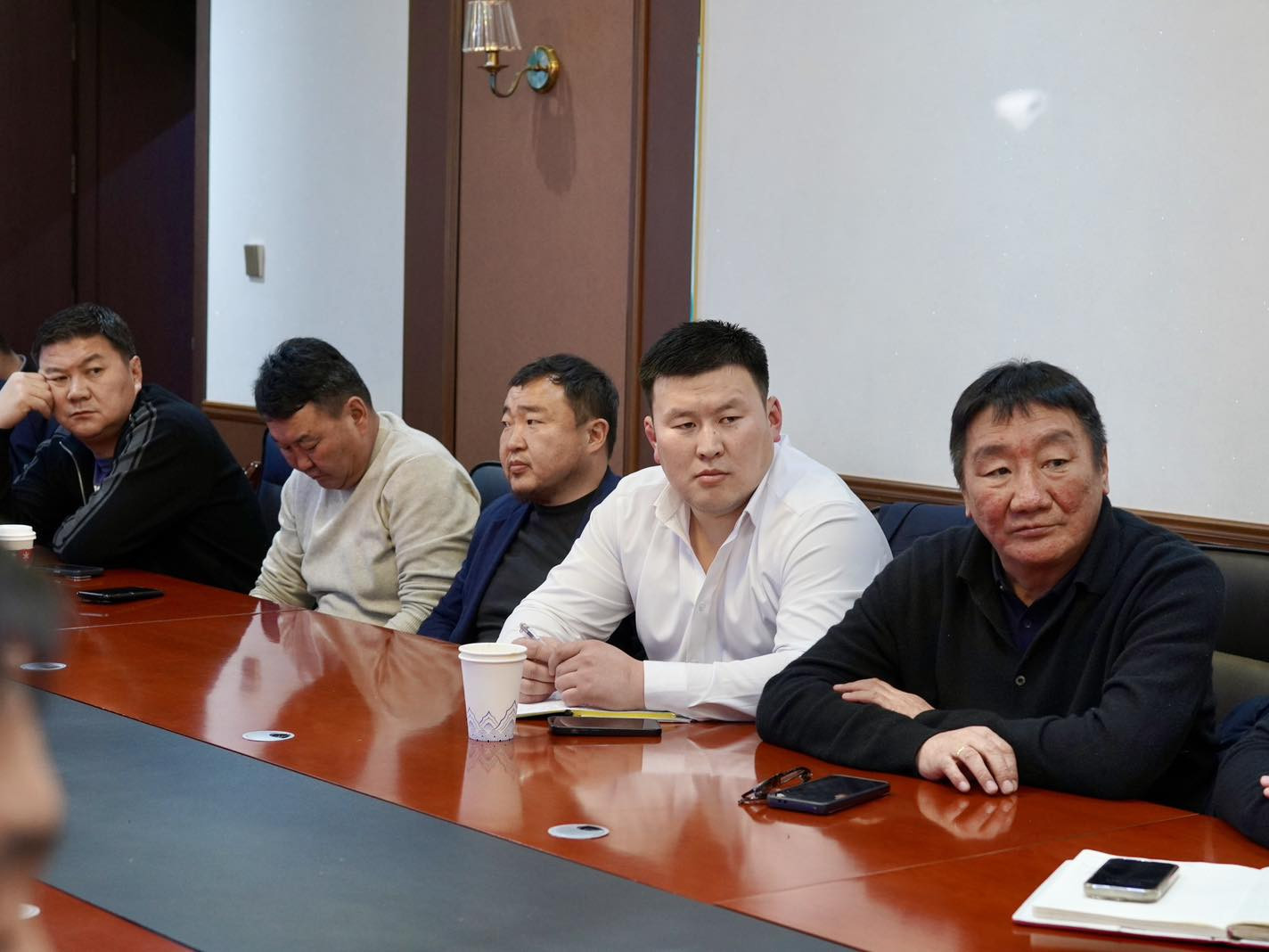 АЗЗА нэгтгэлийн ажилчид улс орон даяар ажил хаяхаа мэдэгдлээ 