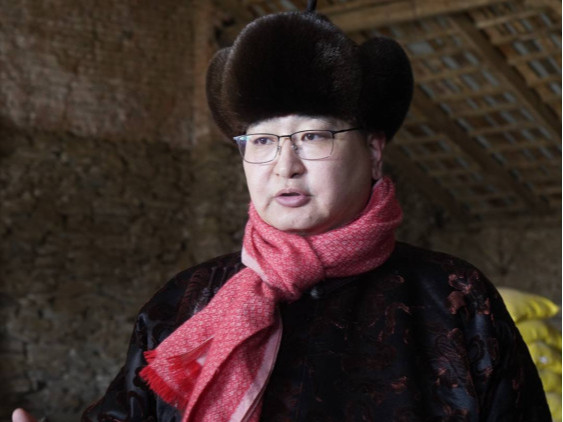 Дундговь аймгийн засаг дарга С.Мөнхчулуун Дэлгэрцогт, Адаацаг суманд ажиллаж байна 