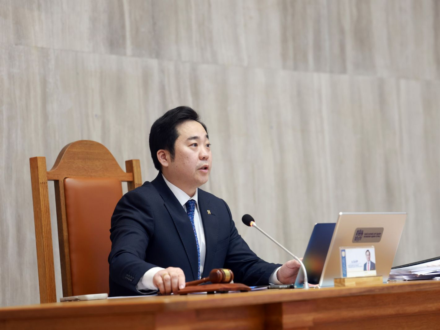 НИТХ-ын ээлжит бус X хуралдаанаар нийслэлийн 2026 оны төсвийн тодотголыг хэлэлцэж байна