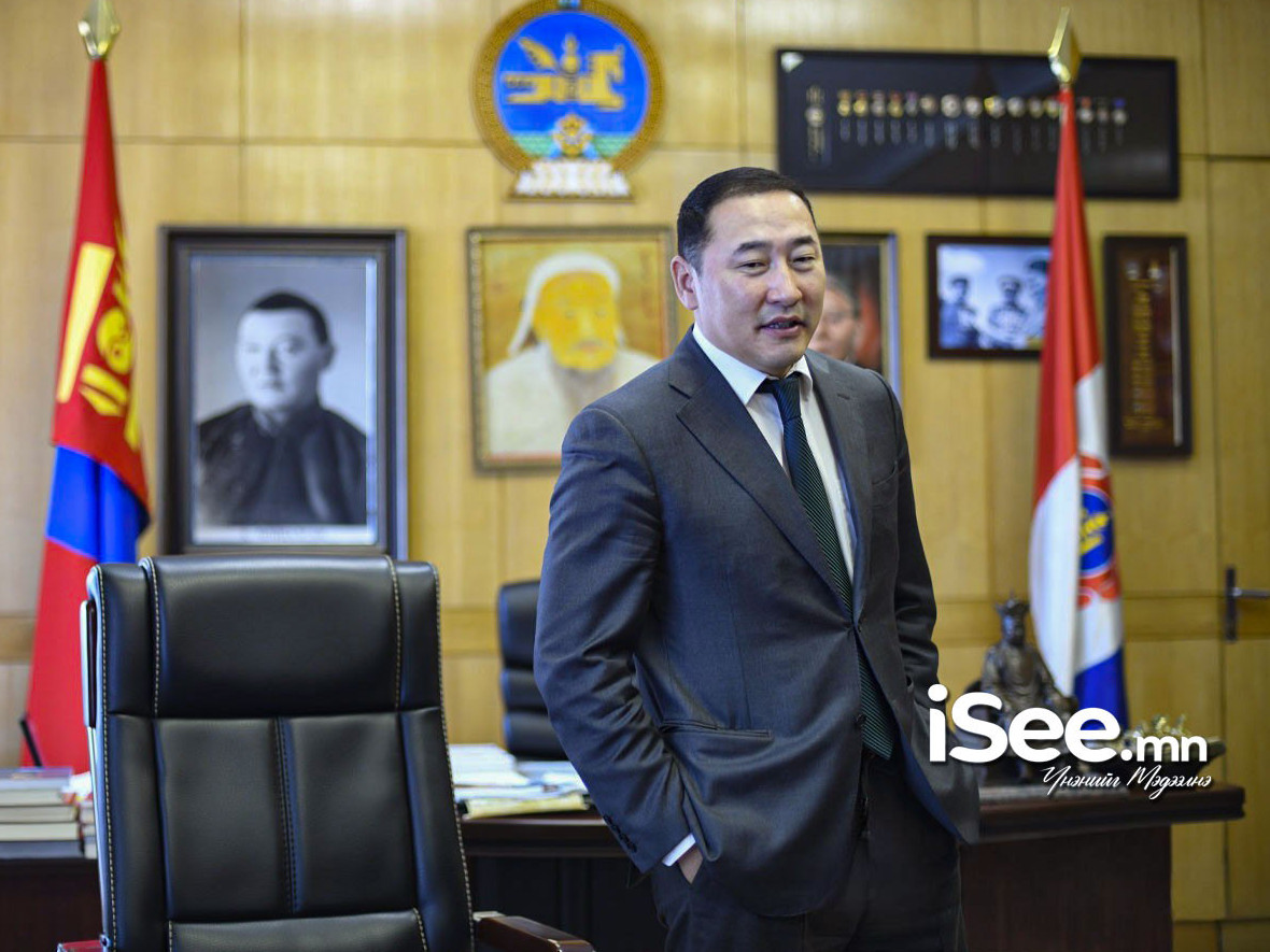 МАН-ын Бага хуралд УИХ-ын гишүүн асан Ж.Мөнхбат оролцож байна