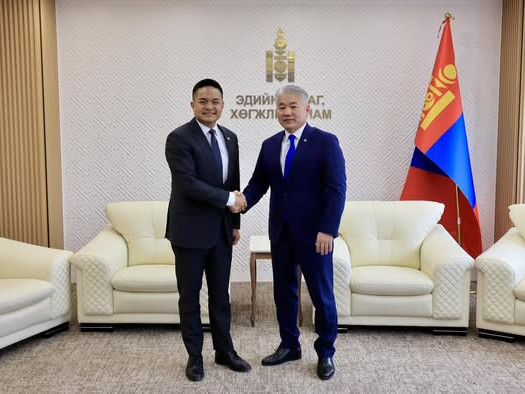 Эдийн засаг хөгжлийн сайд Ж.Энхбаяр Элчин сайд Ричард Буанганыг хүлээн авч уулзлаа