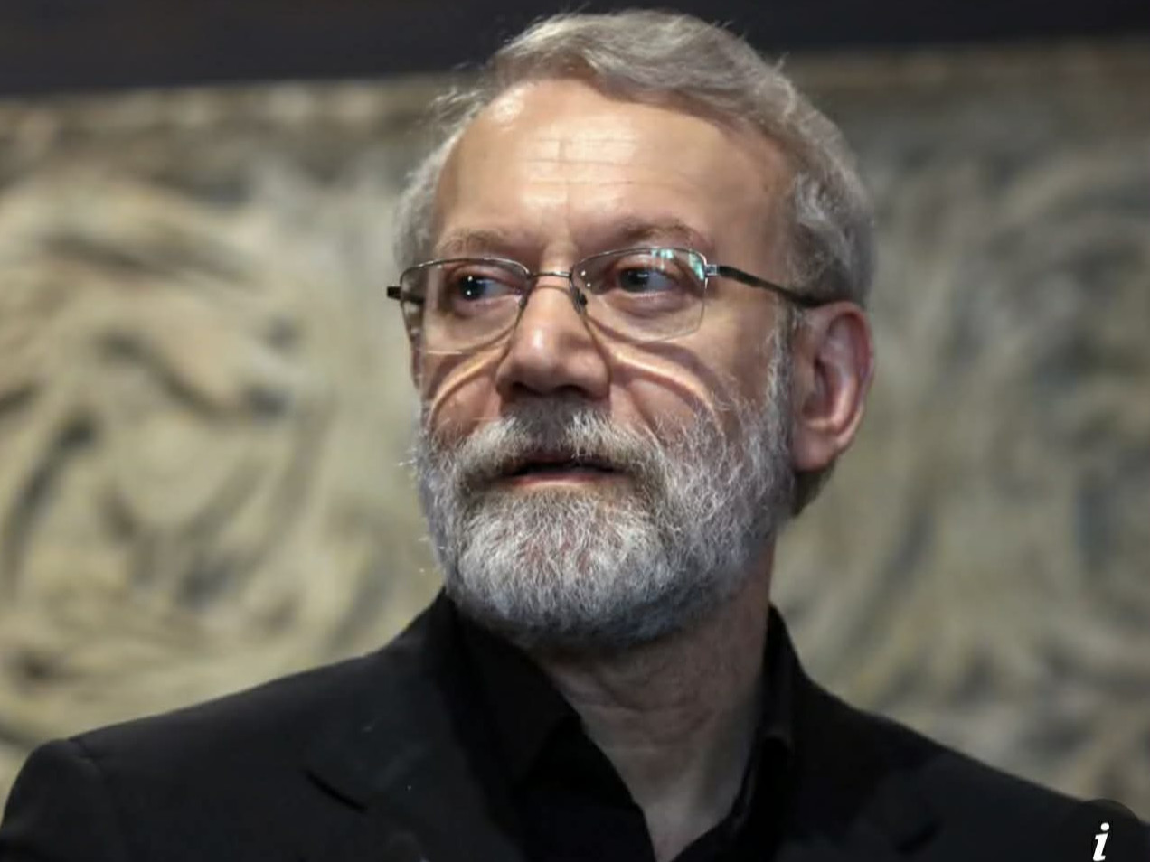 Израилийн агаарын цохилтын улмаас Ираны Үндэсний аюулгүй байдлын зөвлөлийн дарга Али Лариджани амиа алджээ