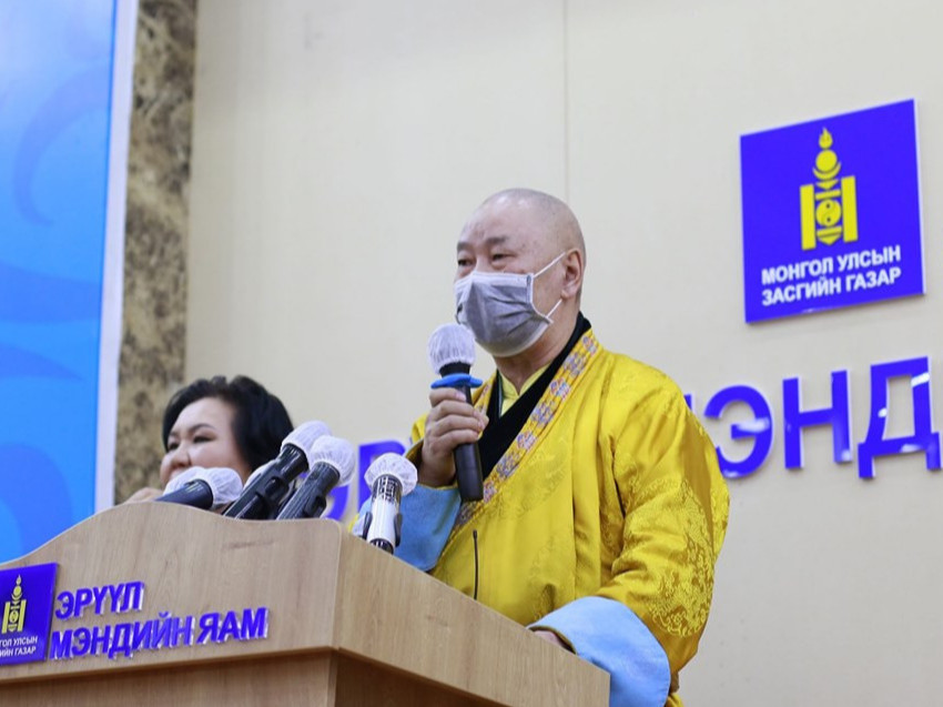 Монголын уламжлалт анагаах ухааныг хөгжүүлэх төлөвлөгөөг баталлаа