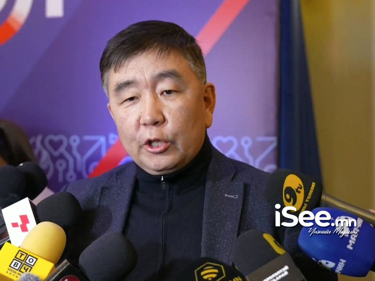 Д.Мөнх-Эрдэнэ: Х.Баттулга гар хөлөө ҮБХ-руу чихэж, Баянхонгорын тойргийг МАН-д бэлэглэлээ