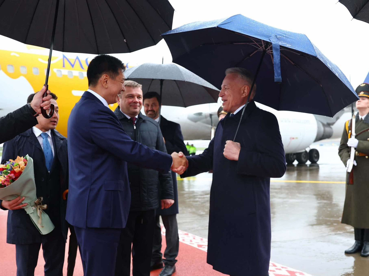 Ерөнхийлөгч У.Хүрэлсүх Бүгд Найрамдах Беларусь Улсад төрийн айлчлал хийхээр хүрэлцэн ирлээ